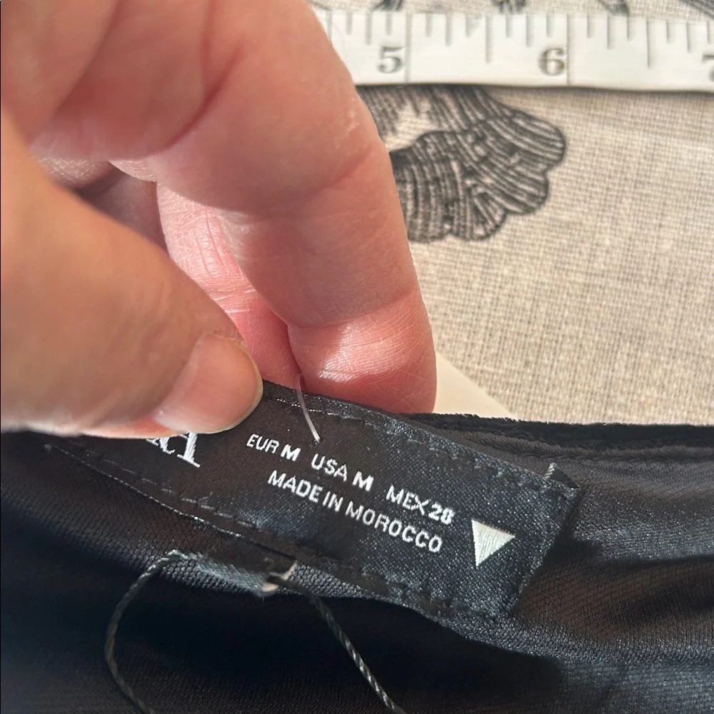 ZARA Black Velour Button Halter Neck Top/Vest size medium - Picture 8 of 8
